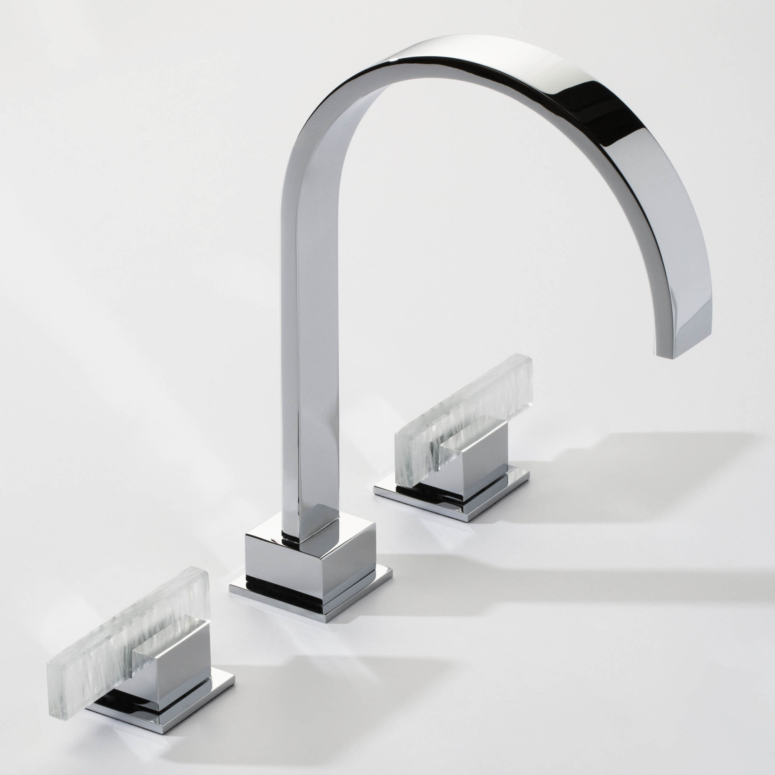 S27 SKY CRISTAL TAILLÉ 'Bambou'