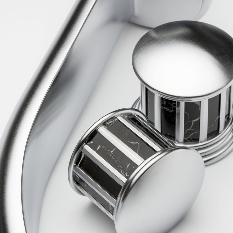 B1 Chrome Mat_1